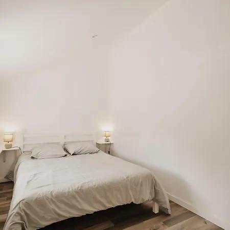 Dependance Au Charme Local Tatil Evi Saint-Carné